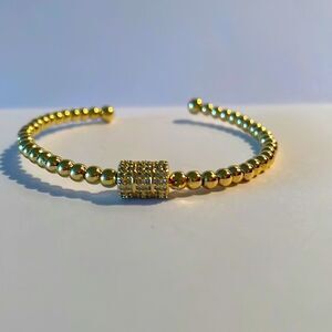 18K GOLD CLASIC CUFF BRACELET